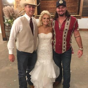 Meet your Posher, Holly